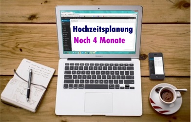 Laptop mit Erledigungsliste: Vier Monate bis zur Hochzeit