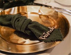 Namensschild aus Holz